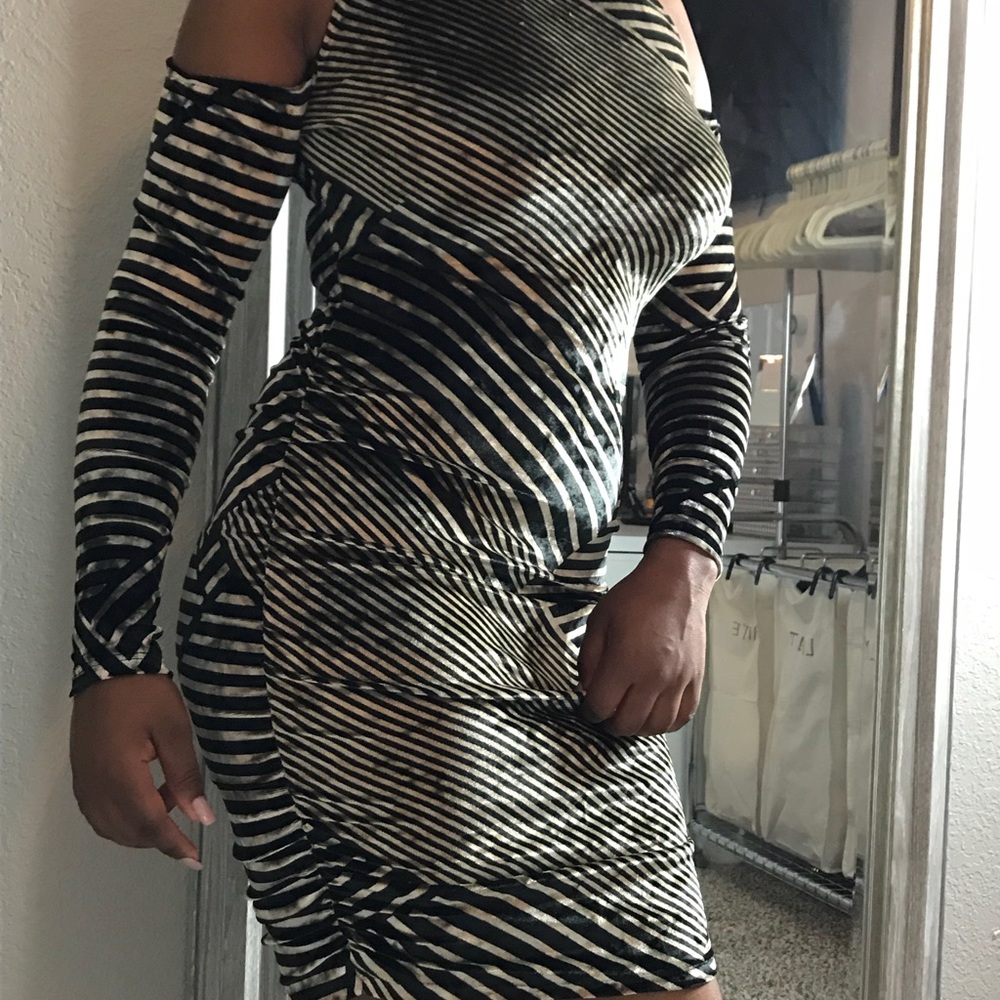 Fashion nova dress